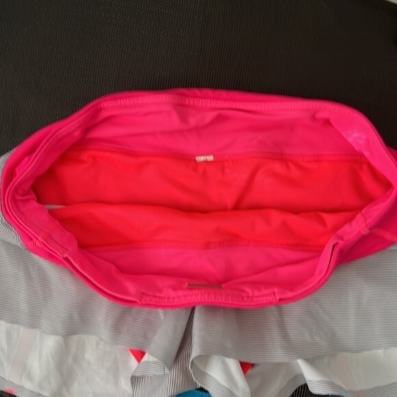 Lululemon Run: Speed Short *Naked Seam - Picture 7 of 13